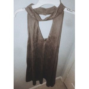 Slip choker suede backless dress.